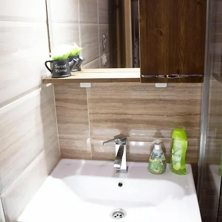 Vini App With Private Parking Skopje